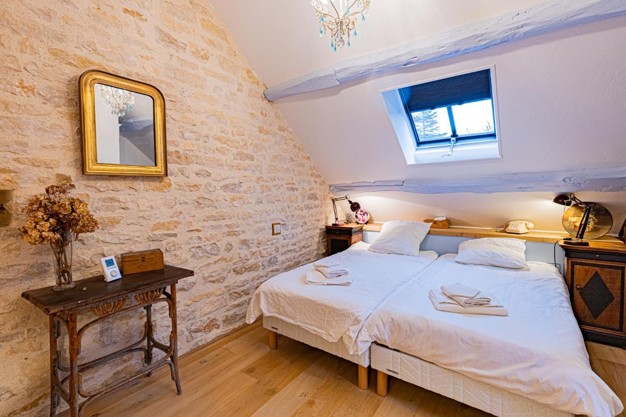 Chevroches Le Domaine Des Carriers B&B 객실 사진